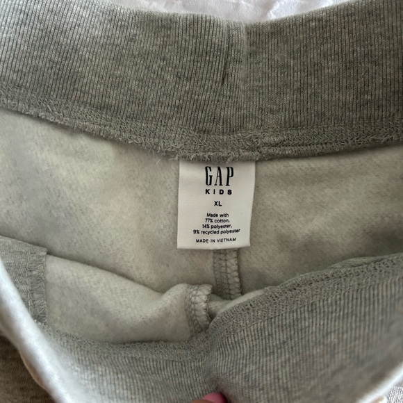 Gap Kids Boys XL Warm Logo Fleece Sweatpants Joggers Heather Gray NWT - Picture 6 of 6